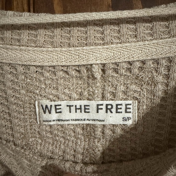 We The Free - Dawson Waffle Knit Top - smooth stone - M - Picture 6 of 7